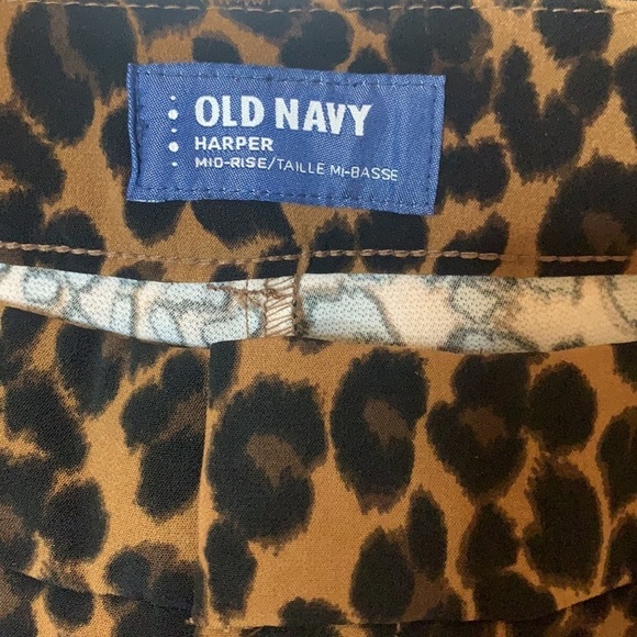 Old Navy Mid-Rise Harper Ankle Pant- Leopard Print - Picture 8 of 9